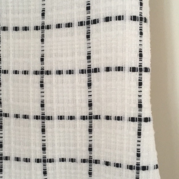 Charlotte Russe shift dress - Picture 3 of 4